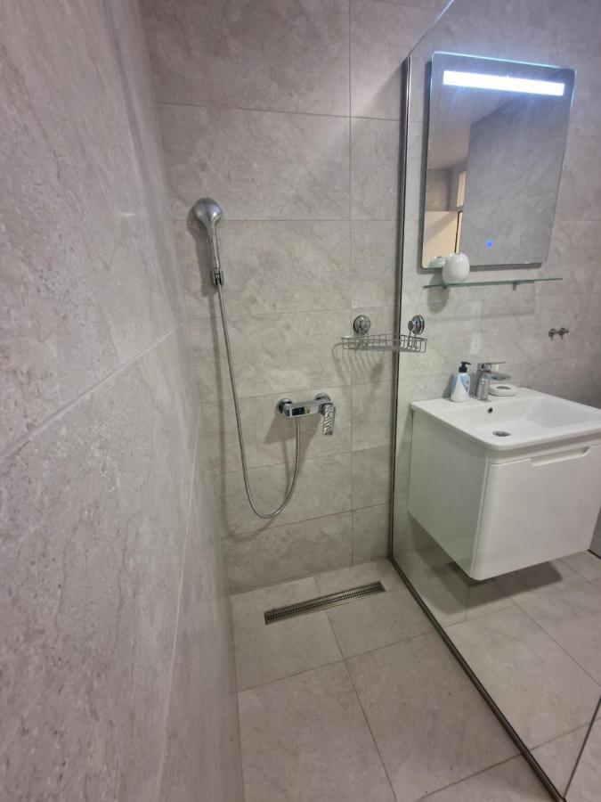סקופיה Heart Of The City - 75Sqm Suite מראה חיצוני תמונה
